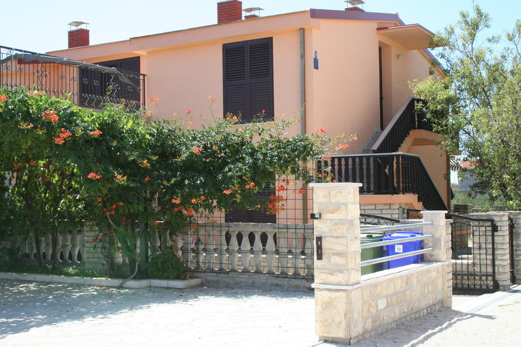 ביוגראד נה מורו Apartments Santa Barbara מראה חיצוני תמונה