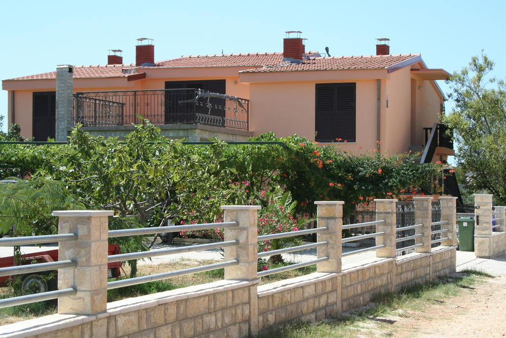 ביוגראד נה מורו Apartments Santa Barbara מראה חיצוני תמונה