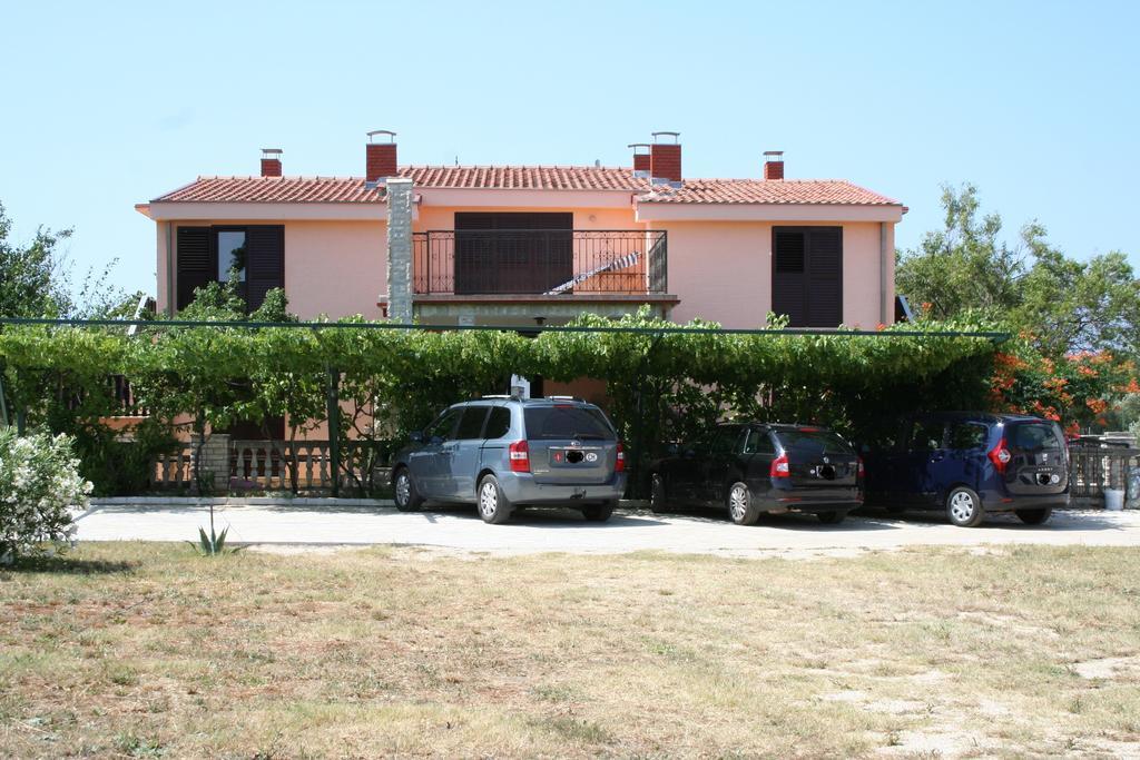 ביוגראד נה מורו Apartments Santa Barbara מראה חיצוני תמונה