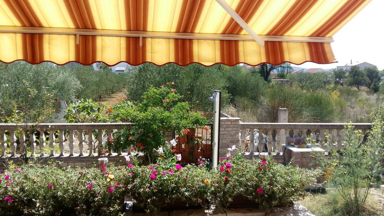 ביוגראד נה מורו Apartments Santa Barbara מראה חיצוני תמונה